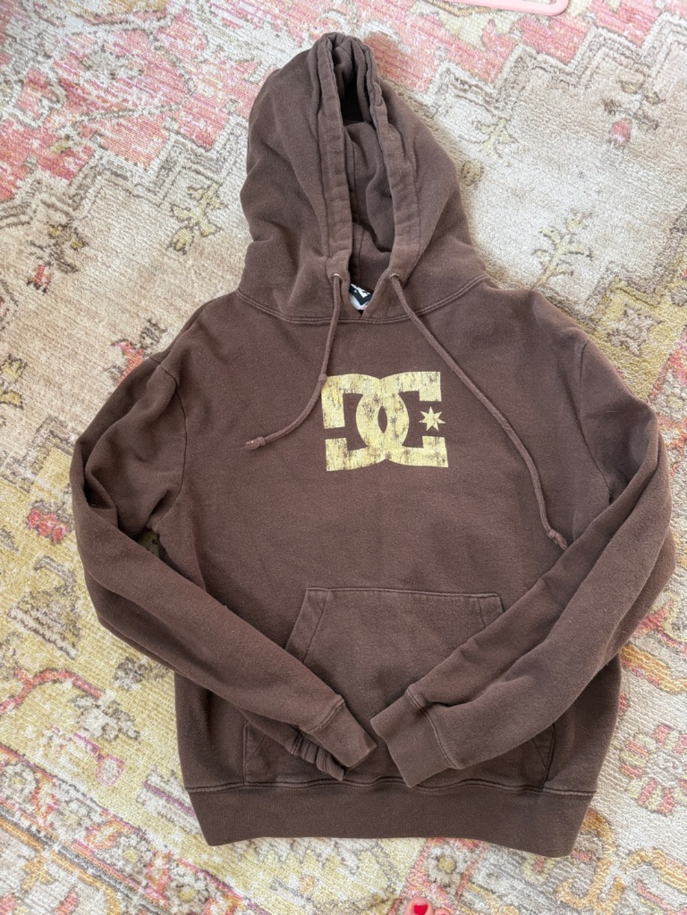 DC Men's Brown Hoodie with Gold Logo vintage